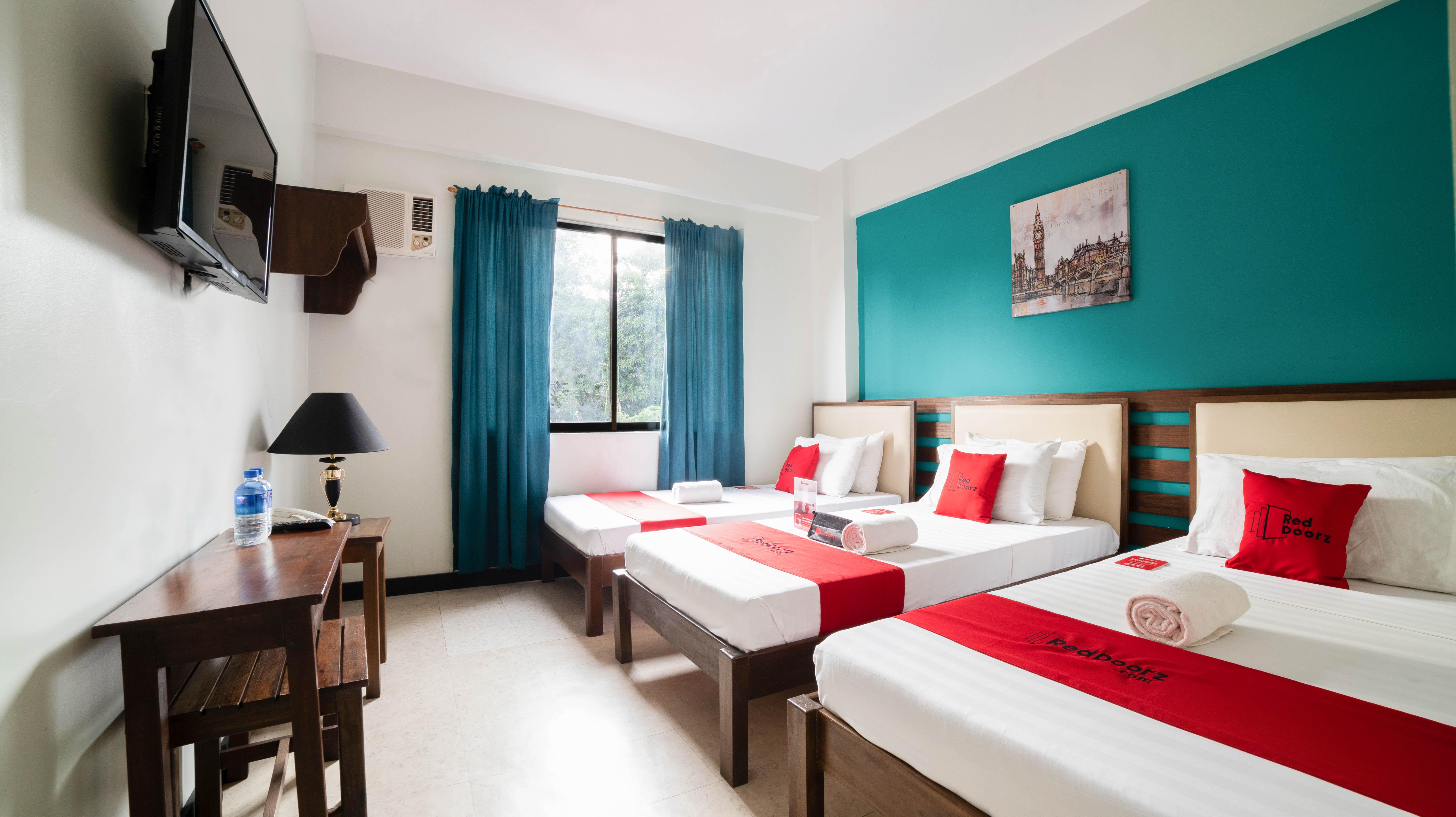 Reddoorz Plus Near Rizal Junction Puerto Princesa Εξωτερικό φωτογραφία