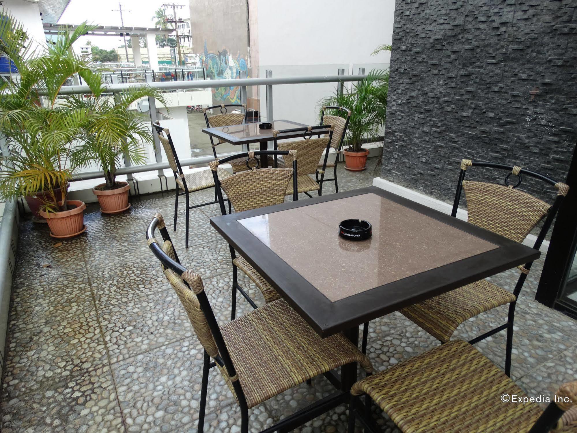 Reddoorz Plus Near Rizal Junction Puerto Princesa Εξωτερικό φωτογραφία