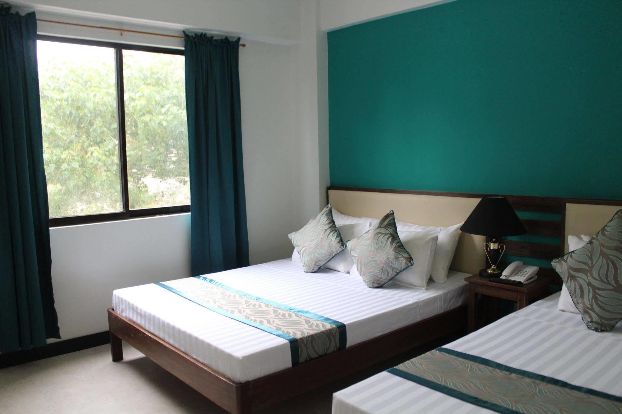 Reddoorz Plus Near Rizal Junction Puerto Princesa Εξωτερικό φωτογραφία