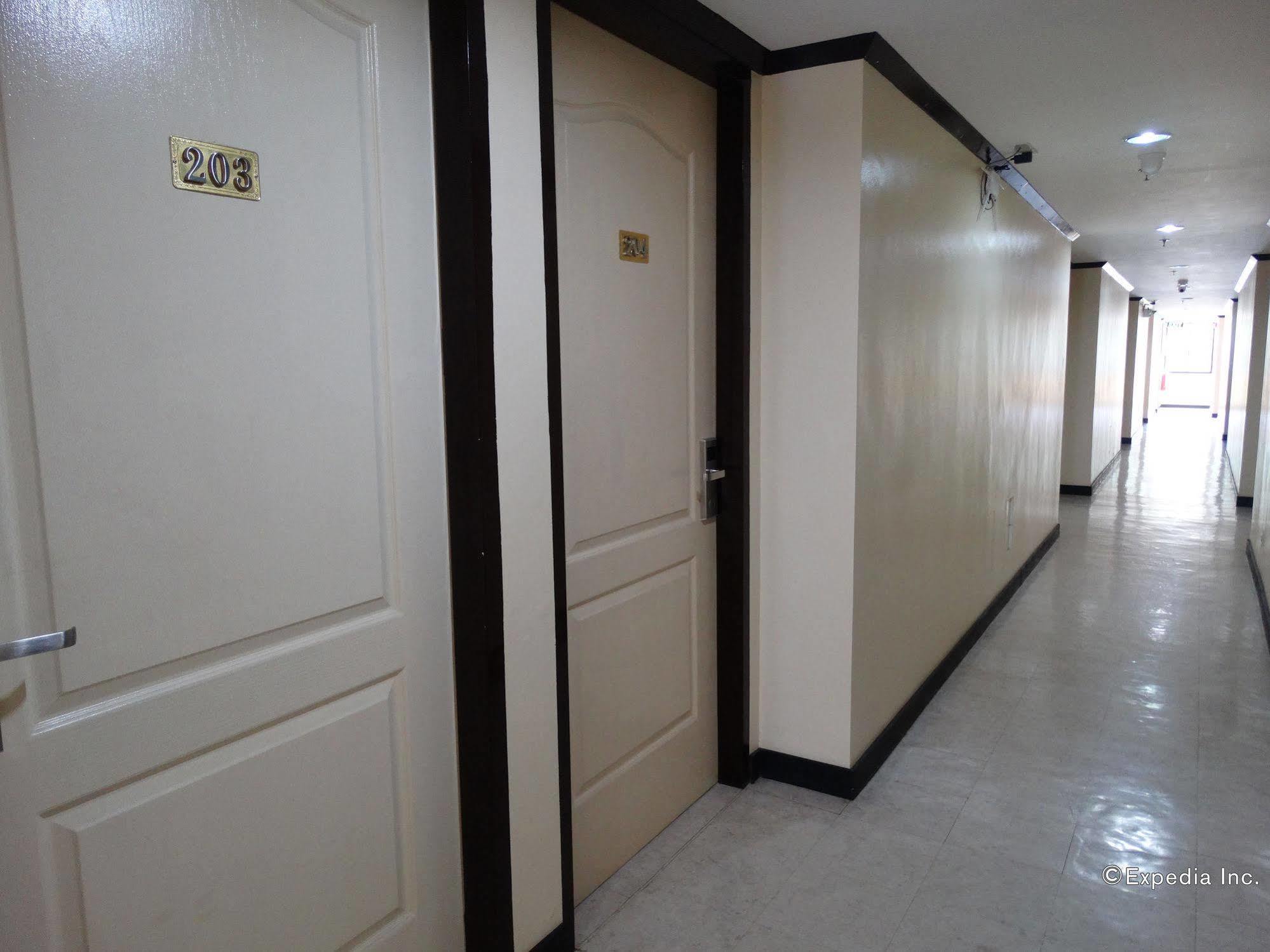 Reddoorz Plus Near Rizal Junction Puerto Princesa Εξωτερικό φωτογραφία
