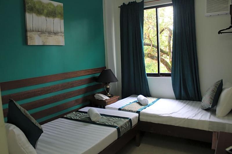 Reddoorz Plus Near Rizal Junction Puerto Princesa Εξωτερικό φωτογραφία