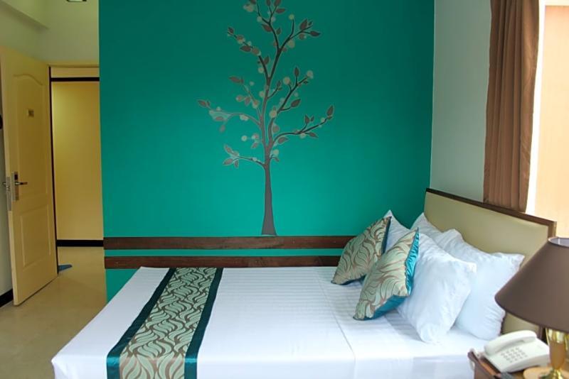 Reddoorz Plus Near Rizal Junction Puerto Princesa Εξωτερικό φωτογραφία