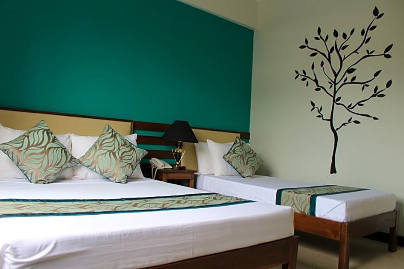 Reddoorz Plus Near Rizal Junction Puerto Princesa Εξωτερικό φωτογραφία